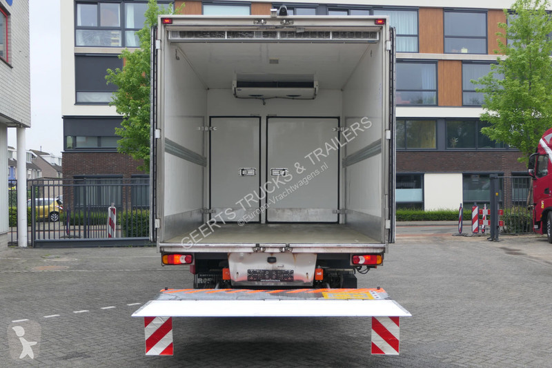 شاحنة Volvo FL 240 | Carrier SUPRA 950Mt /...