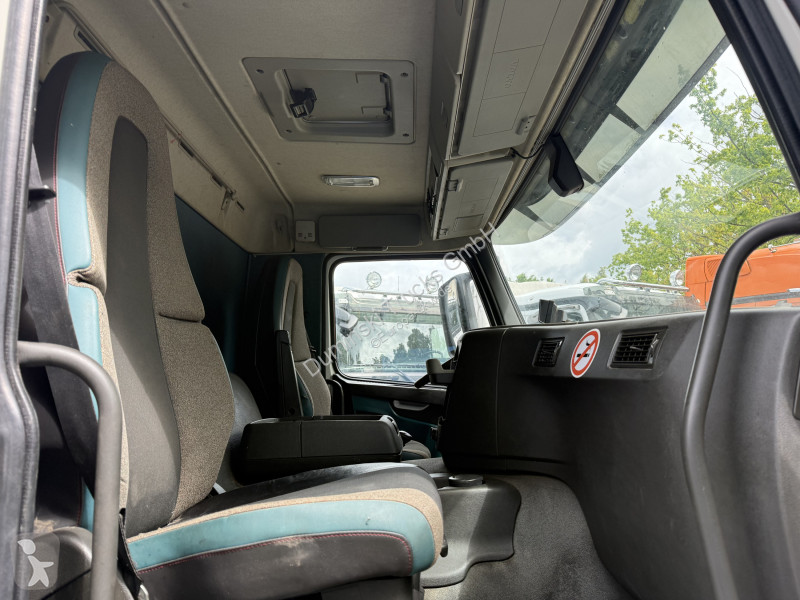 شاحنة Volvo FM 330 6X2*4