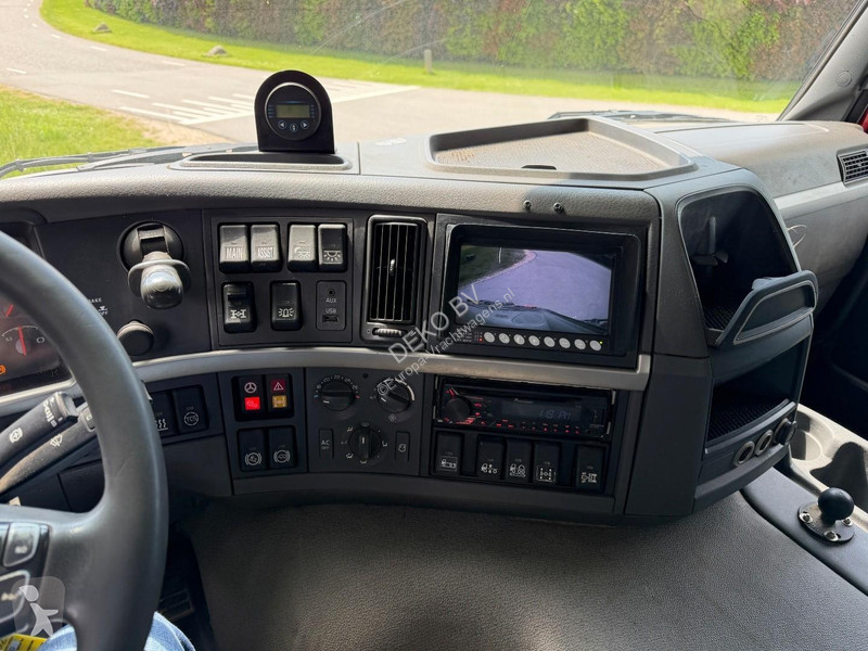 Kamion Volvo 460 EEV 6X4...