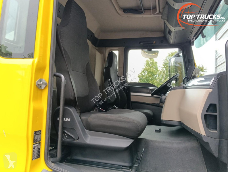شاحنة MAN 35.500 8x2 - Hiab 37.7TM Crane,...