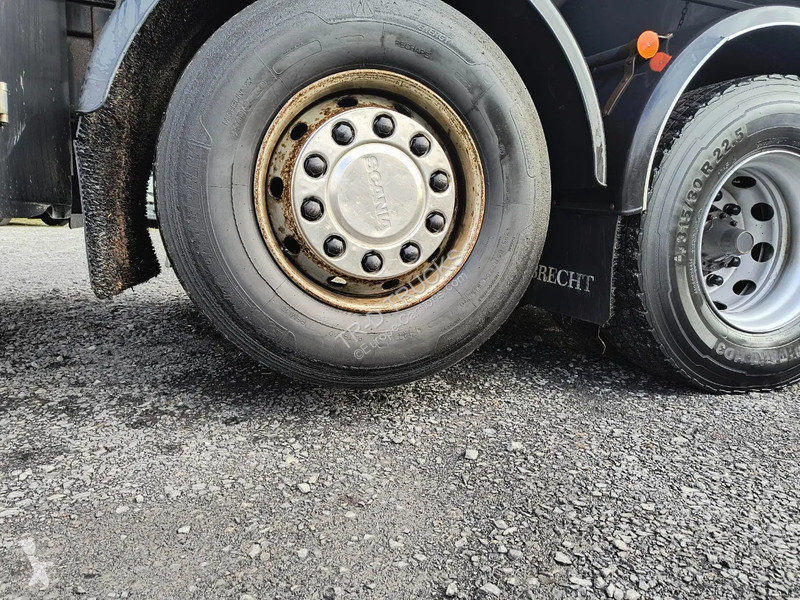 شاحنة Scania 94 G.300 FOODBUK SIO - 8 COMP. -...
