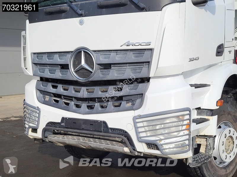 شاحنة Mercedes 3243 8X4 11m3 2-way tipper...
