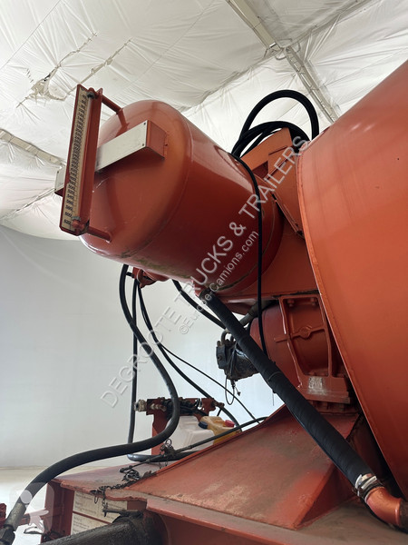 نصف مقطورة Müller Mitteltal MITTELTAL Mixer 9 cub*