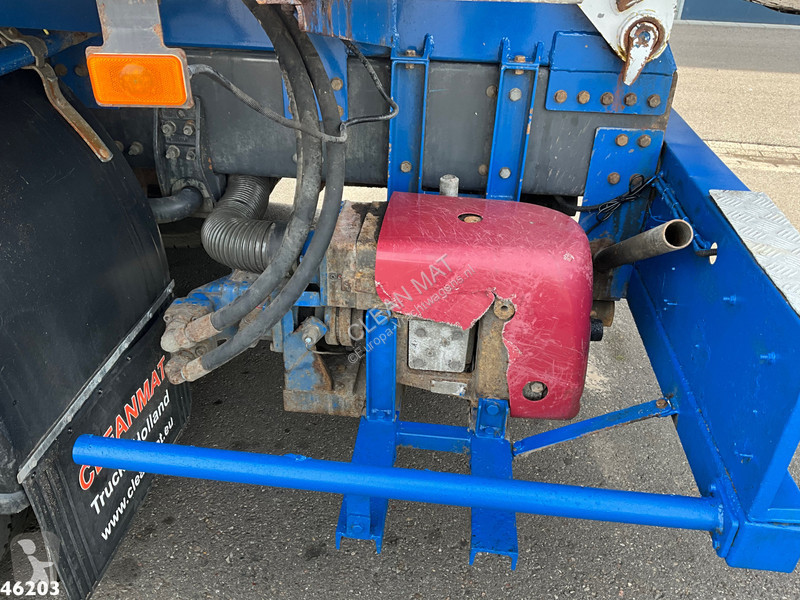 شاحنة Volvo 390 8x4 kolkenzuiger