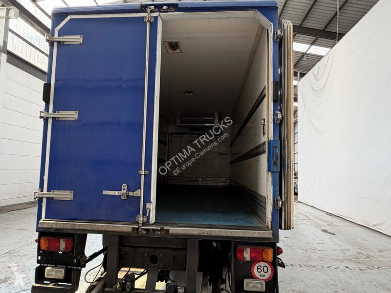 شاحنة Volvo 220 121651 km airco