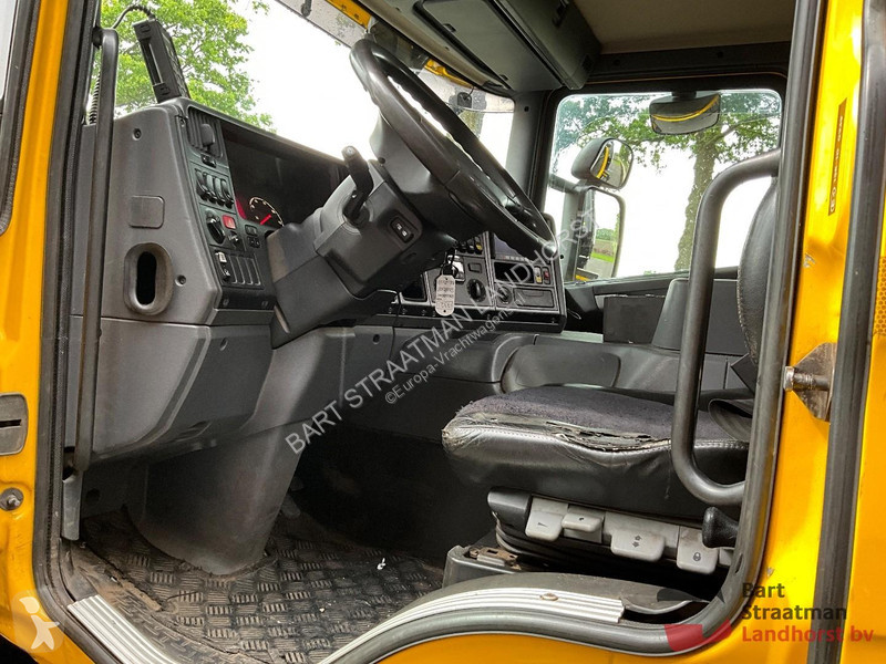 Lastbil Scania 360 B 6X4*4 met 10m³ 2 zijden...
