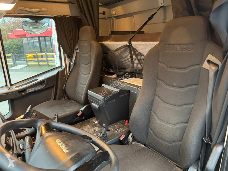 شاحنة Iveco EuroCargo 160 280 4X2 CLOSED BOX...