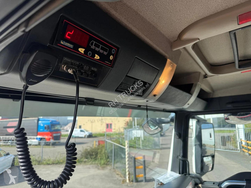 Vrachtwagen MAN 35.500 8X4 EURO 6 - HMF 262L +...