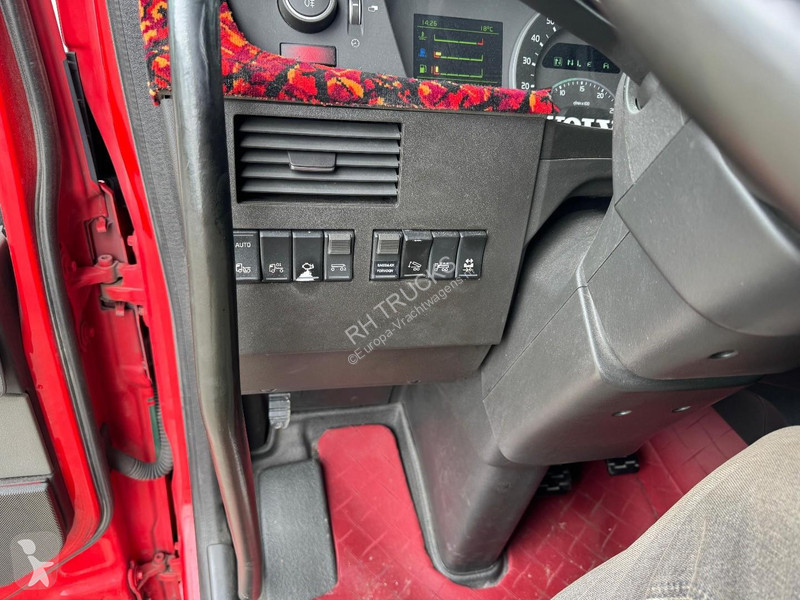 شاحنة Volvo 500 8X2 EURO 6 + JOAB 24 TON HOOKLIFT