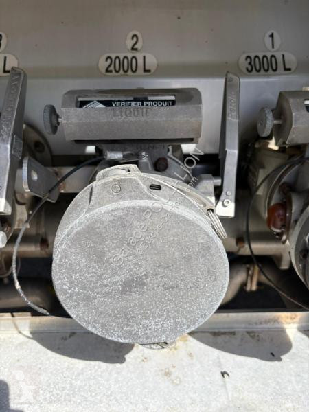 شاحنة Renault CIT. MAGYAR CARB LEG 15000L 5...