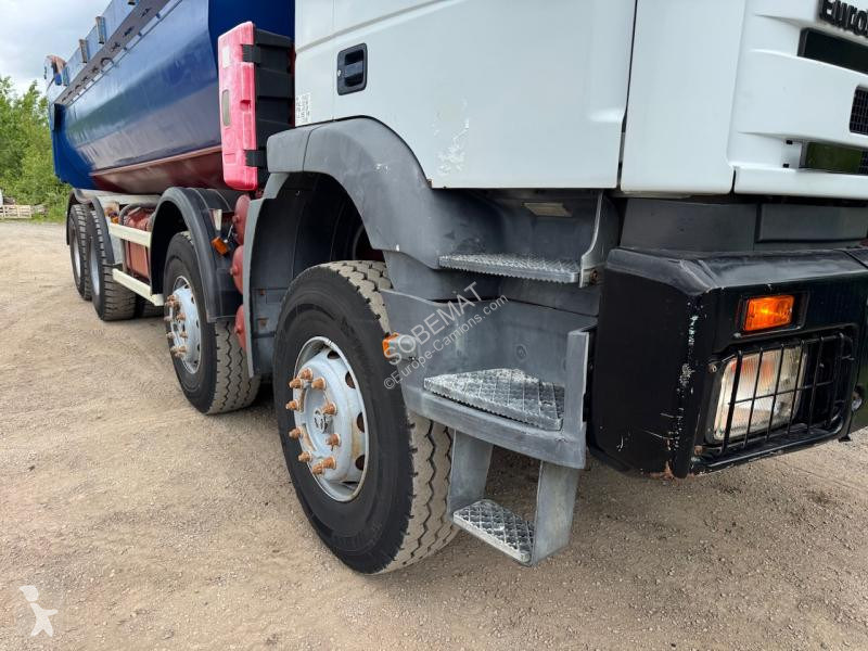 شاحنة Iveco 410E42