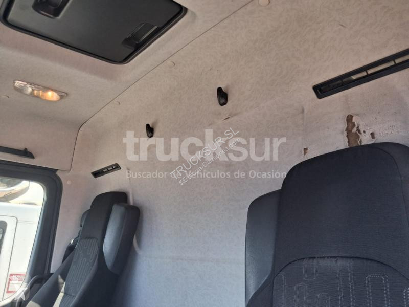 شاحنة Mercedes  ACTROS 2536L