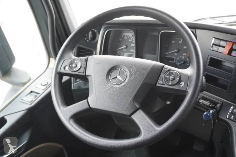 Камион Mercedes