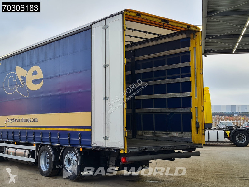 شاحنة Volvo 460 6X2 Curtainsider Combi LNG...