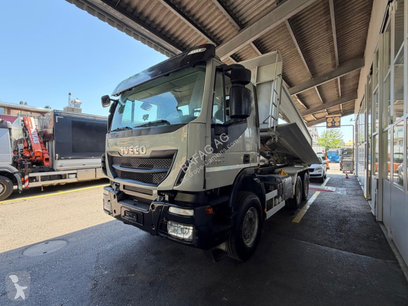 شاحنة Iveco 260t45 trakker