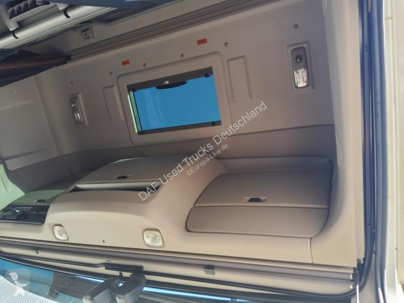 شاحنة DAF 480 FAR 6X2 R