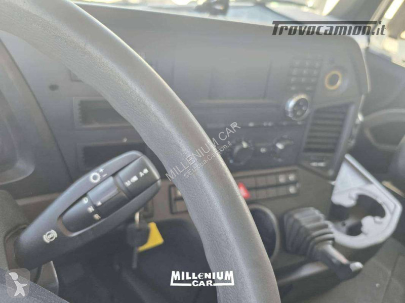 شاحنة Mercedes 18-35 EURO 6 ATTACCO BIGA KM 610000