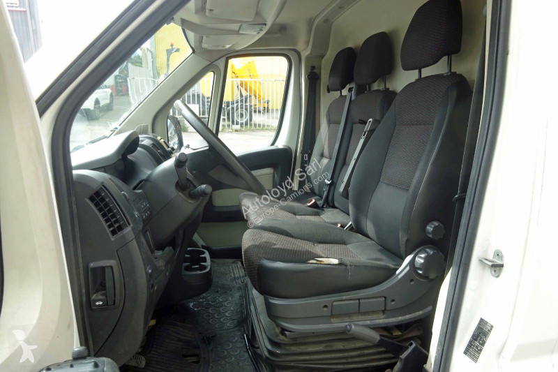 Véhicule utilitaire Peugeot BOXER 2,0 HDI 130