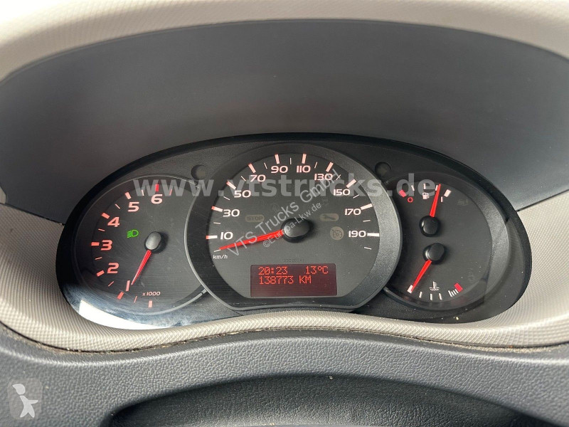 شاحنة Renault DCI 135 4x2