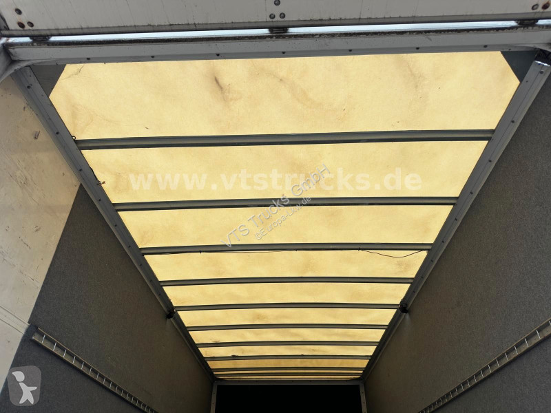 شاحنة Iveco 75E18 Koffer Junge Aufbau LBW