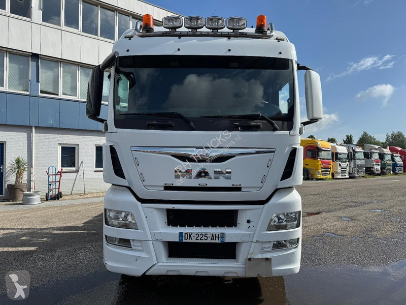 شاحنة MAN TGX 26.440 6x2 EURO 6 + CORMACH...