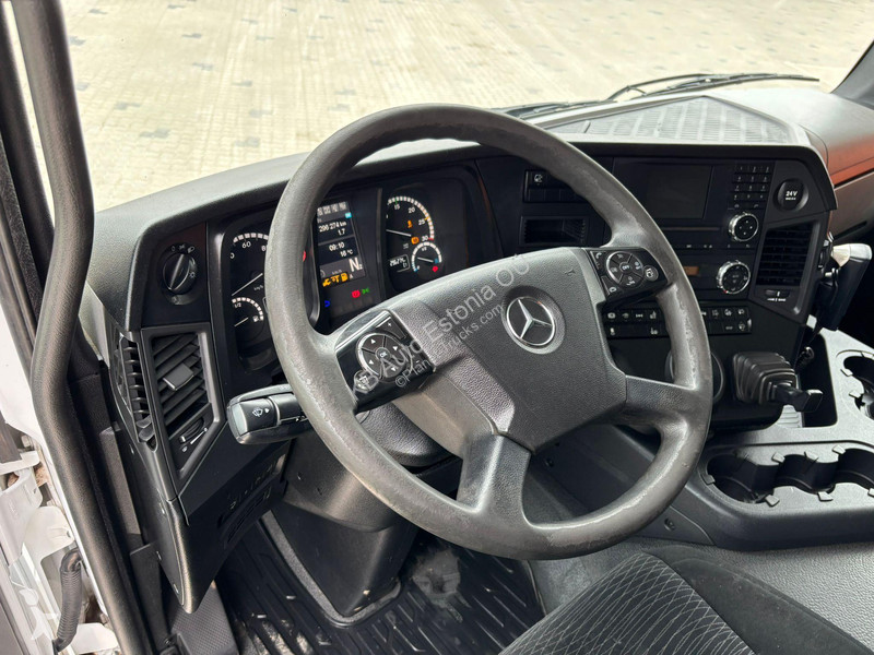 شاحنة Mercedes 2532 6x2*4 CHASSIS L=8792 mm