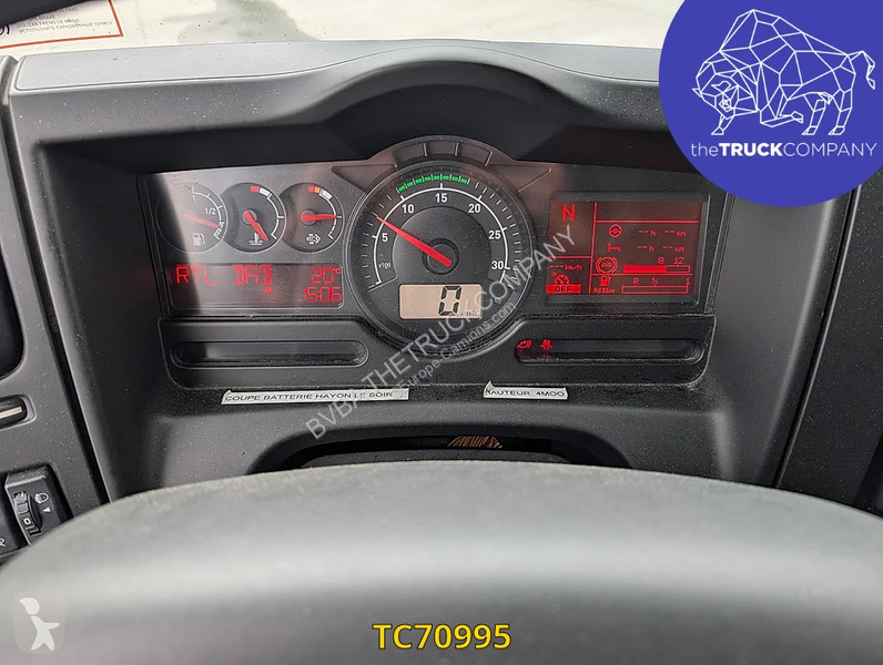 شاحنة Renault D 210