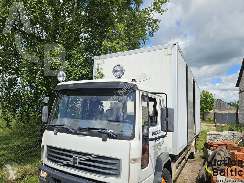 شاحنة Volvo 15