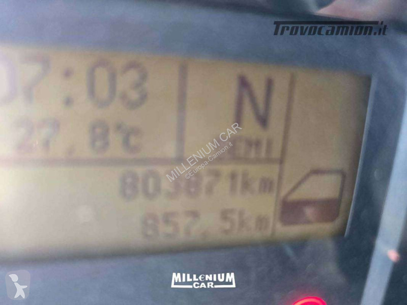 شاحنة Iveco 150-32 CENTINATO 7,80 (2017)