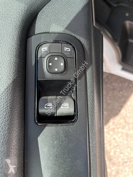شاحنة Mercedes 317 2 x III, *Tiefkühlkoffer...