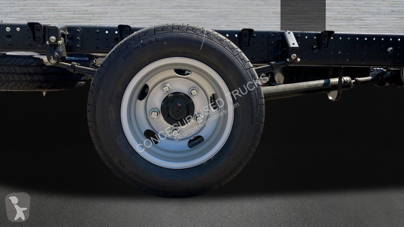 شاحنة Fuso 6 Ton 6S15