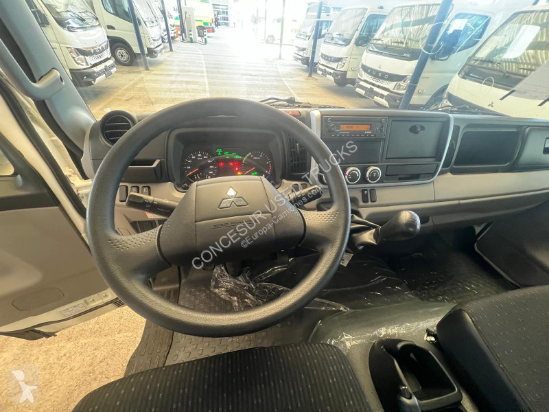 شاحنة Mitsubishi Fuso  3C13