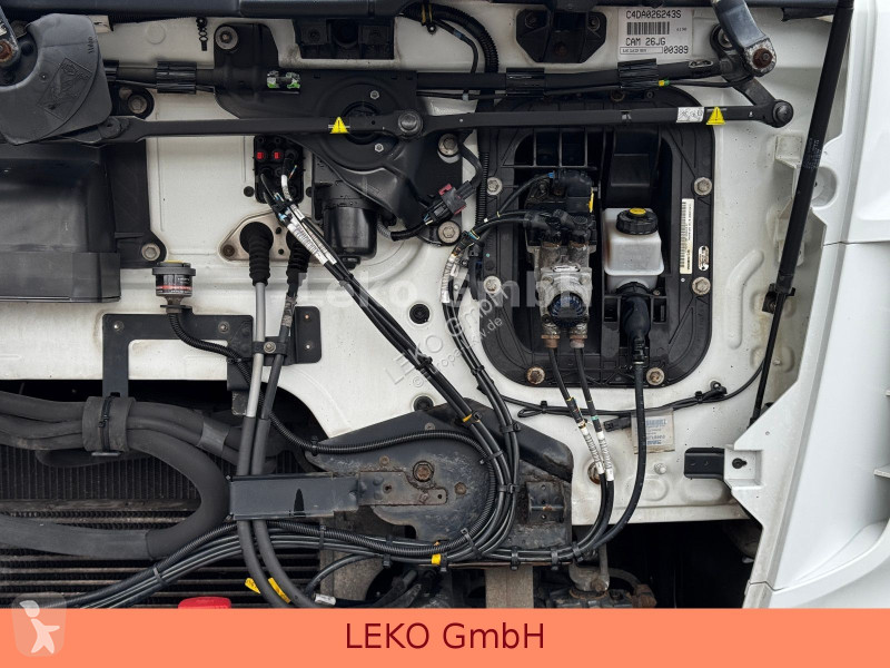 شاحنة DAF 180 FA Mit Carrier Sp 850Mt