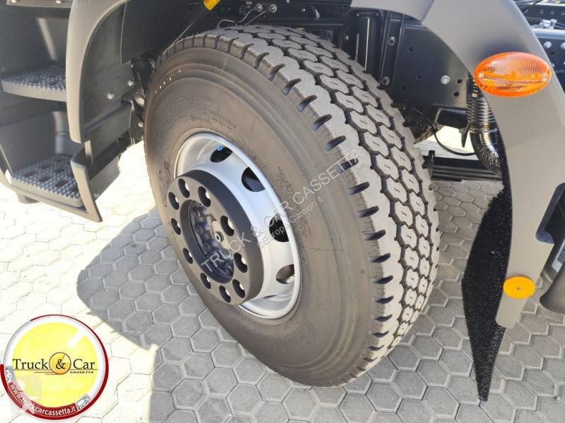 شاحنة Iveco