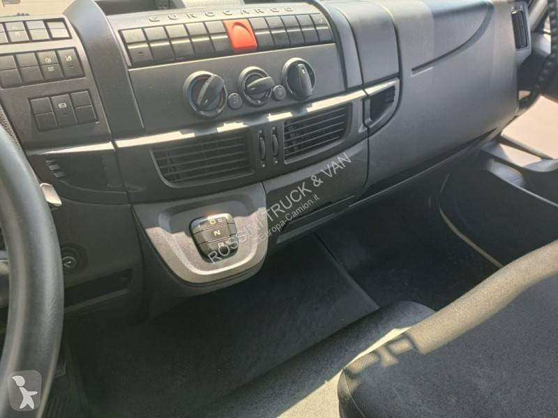 شاحنة Iveco