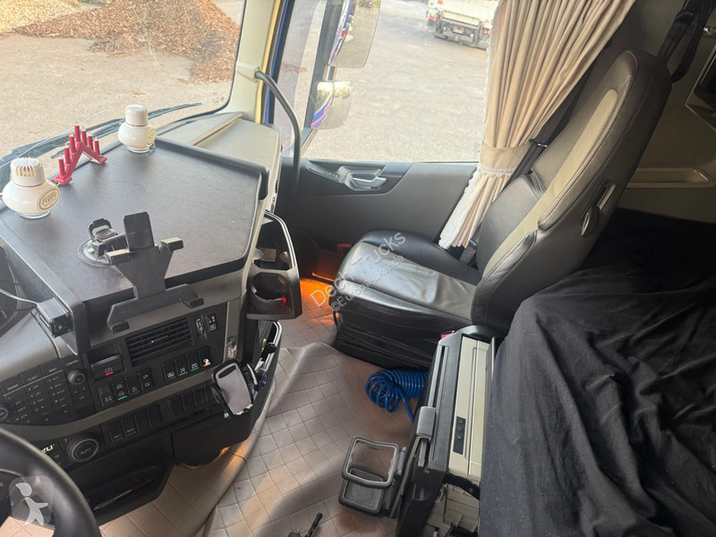 شاحنة Volvo 540 KIPPER REMOTE // HB SHASSAIS