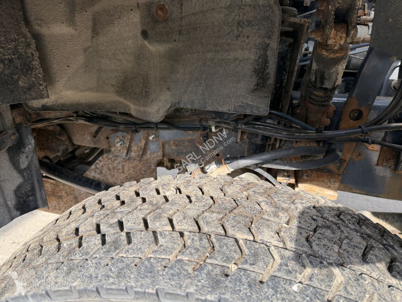 شاحنة Renault 370