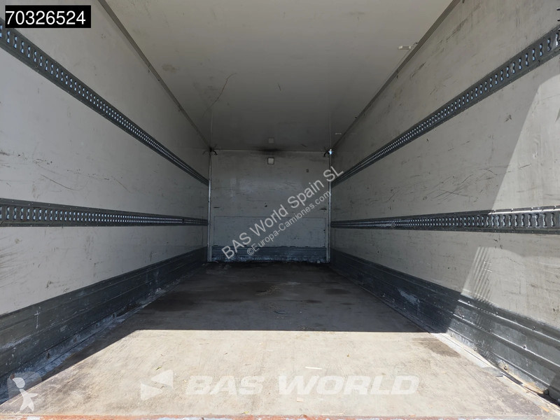 شاحنة Renault D 240 4X2 12t Caja de 6,44m...