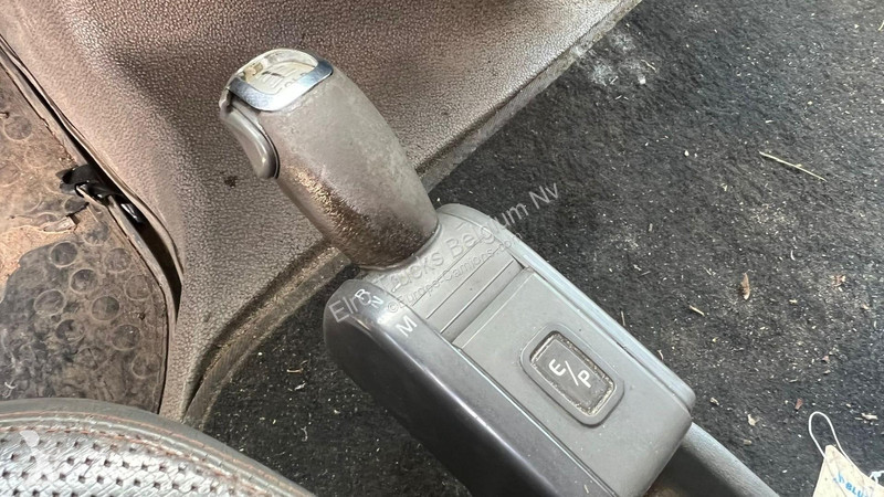 شاحنة Volvo 660 (BIG HUB / GRAND PONT / EJE...
