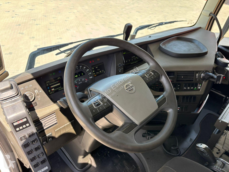 شاحنة Volvo 540 6x2*4 HIAB XR 21 ton / L=5650...