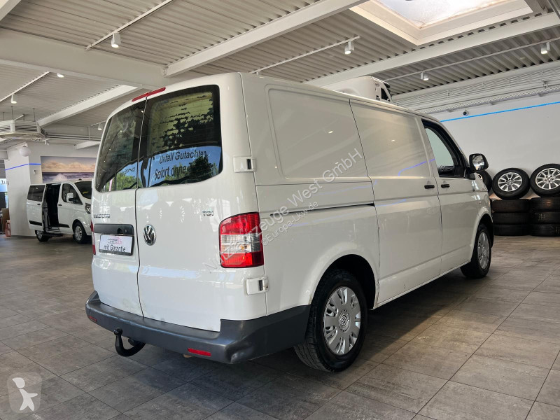 عربة نفعية Volkswagen T5 Kühlkasten Tiefkühlung...