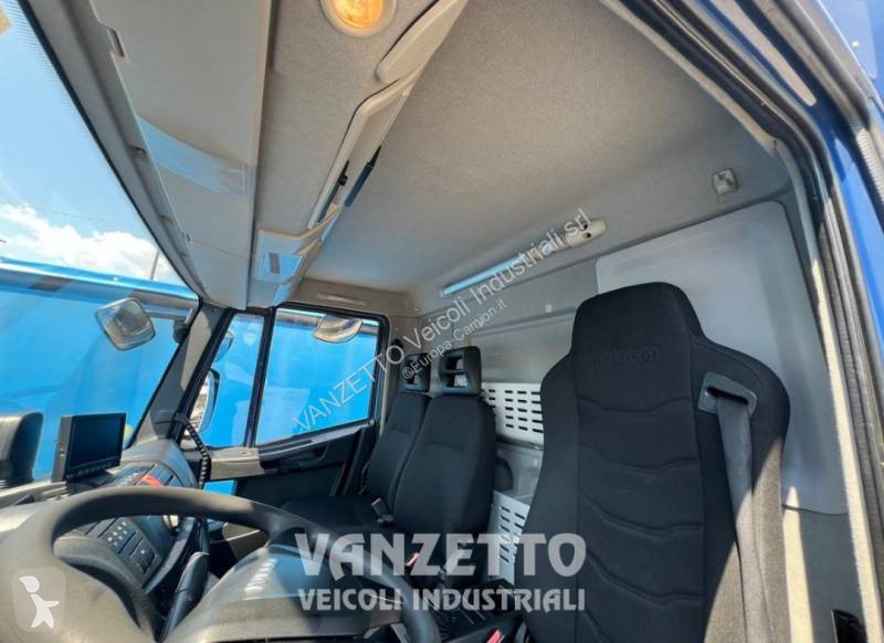شاحنة Iveco
