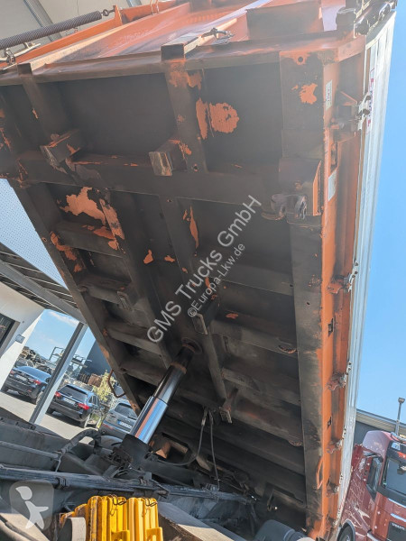 Camion MAN 28.400 / 6X4 + Lenkachse / E 5