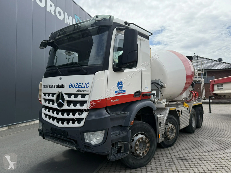 Betonárske zariadenie Mercedes 3243...