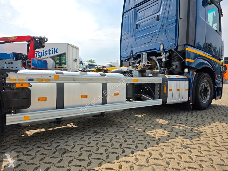شاحنة Mercedes 2553 / Retarder / Ladebordwand...