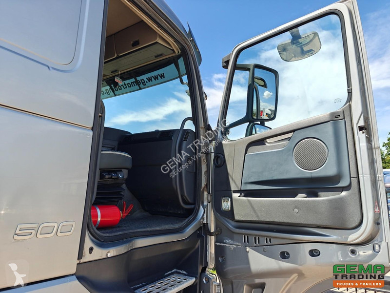 شاحنة Volvo 500 8x4/4 Sleeper Cab Euro5 - Hiab...