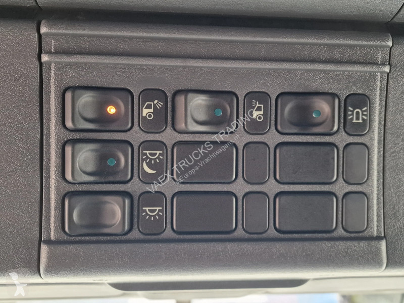 Camion Scania P94 260 - 4x2 - Full air - Manual...