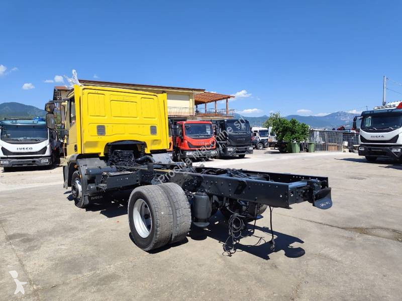 شاحنة Iveco