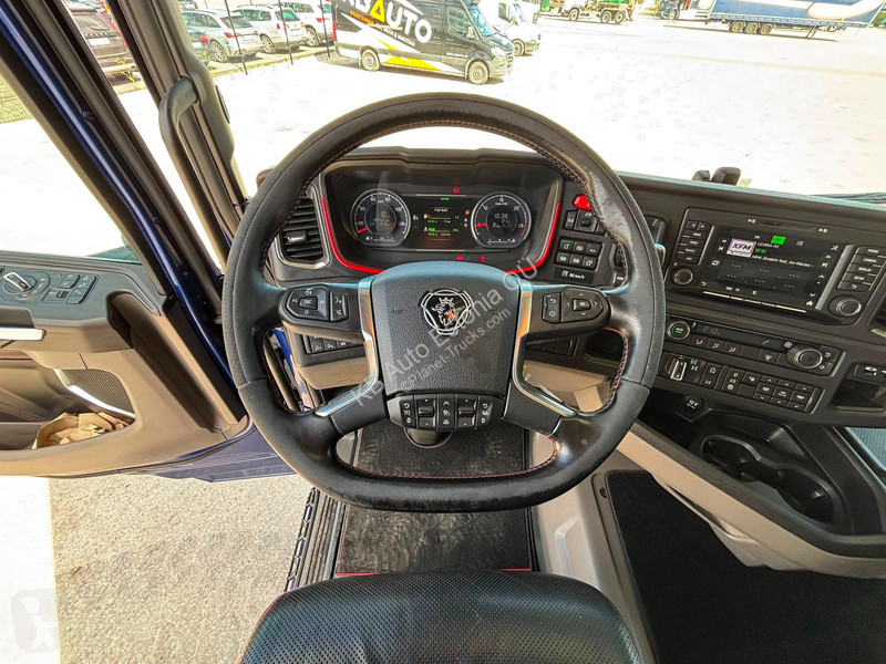 شاحنة Scania R 650 6x4 RETARDER / PATFORM =6851 mm