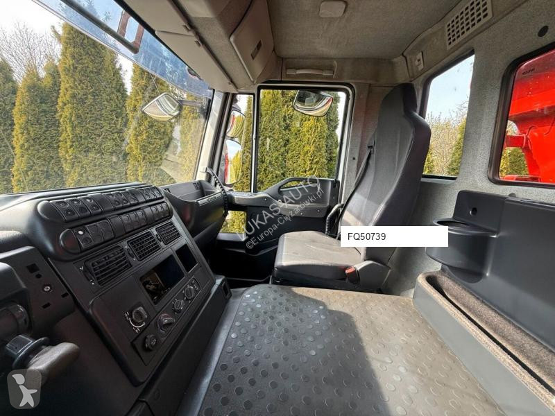 Камион Iveco TRAKKER 450